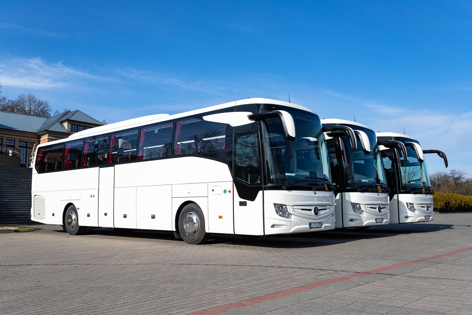 Nuomojami Naujieji Mercedes Benz Tourismo 2019 autobusai
